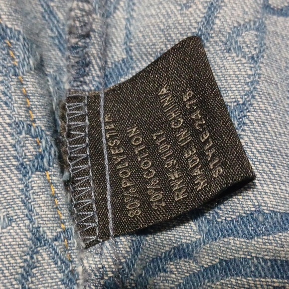 SOLITAIRE blue denim blazer.  Paisley print, distressed stitching.  Small.  NWT - Picture 15 of 16